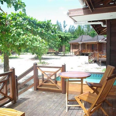 Villa Heliconia Grove Anse Volbert Village Exterior foto