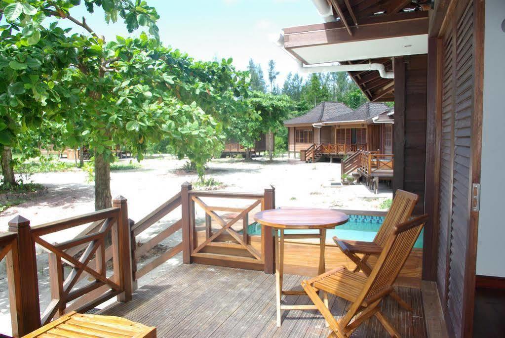 Villa Heliconia Grove Anse Volbert Village Exterior foto