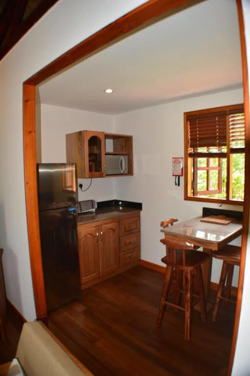 Villa Heliconia Grove Anse Volbert Village Exterior foto